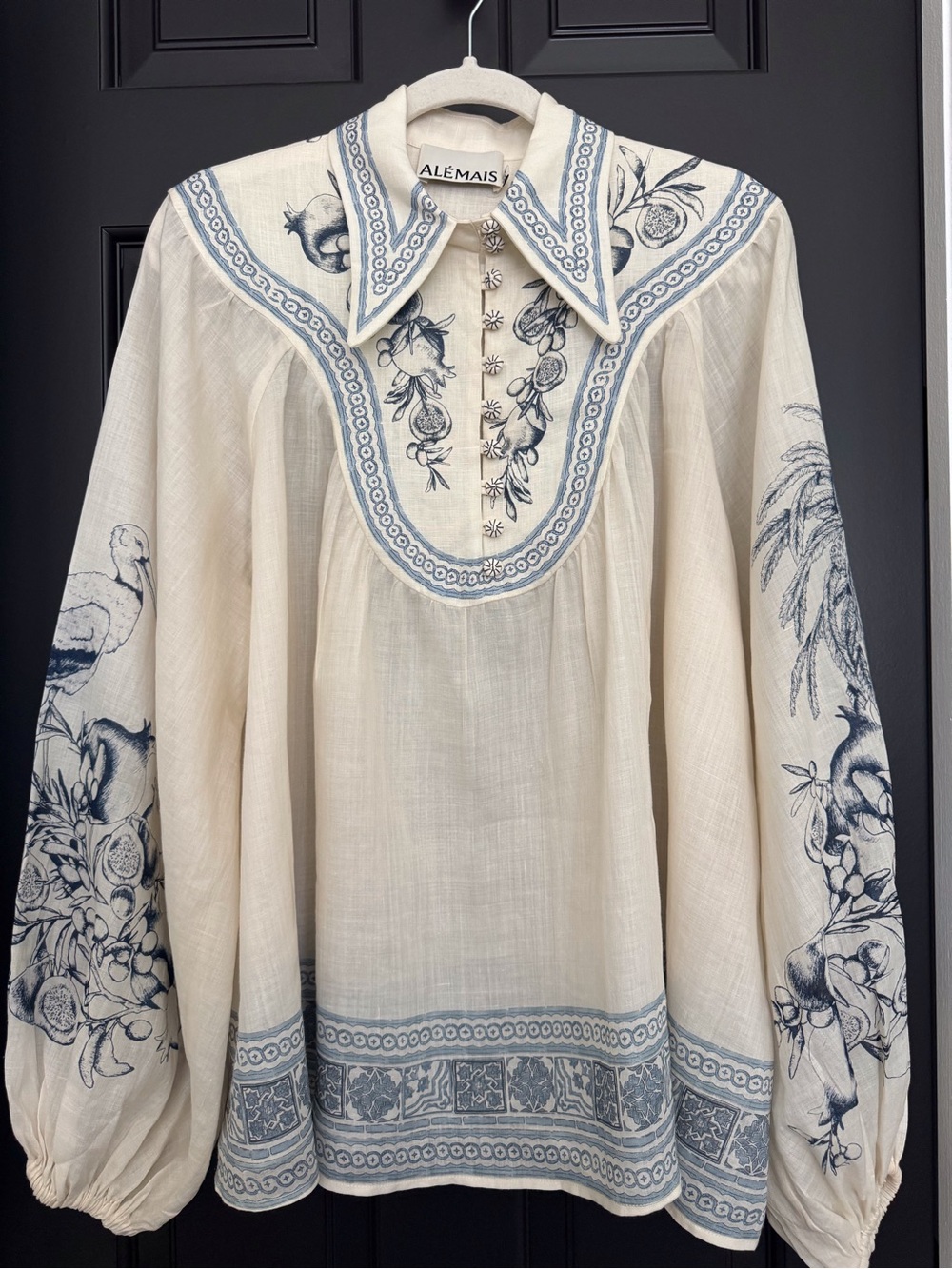 ALÉMAIS Villa Romantica Blouse Cream Blue NWOT Size 6